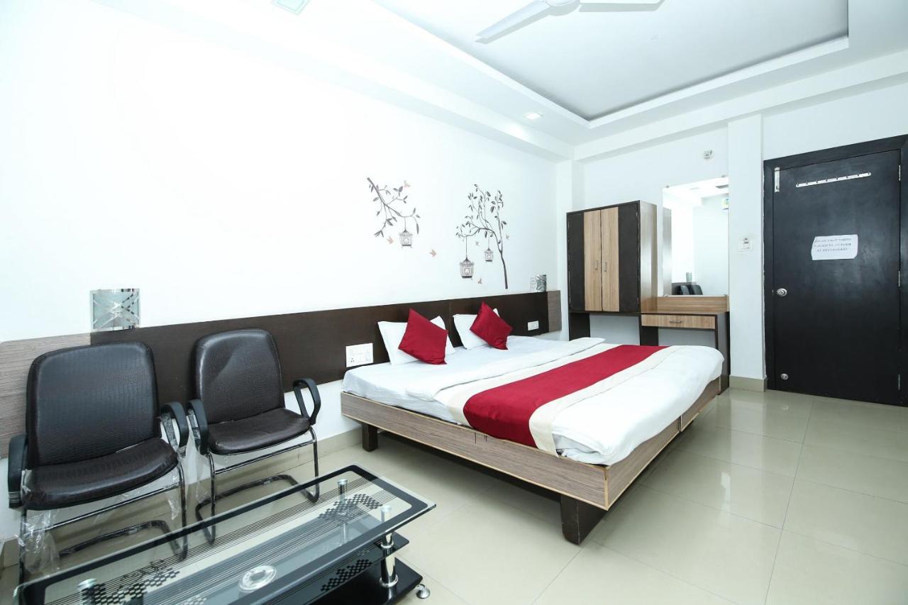 Oyo 3603 White Pearl Hotel Jabalpur Exterior foto